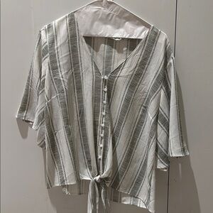 Lush White and Green Button Down Shirt with Mandarin Collar